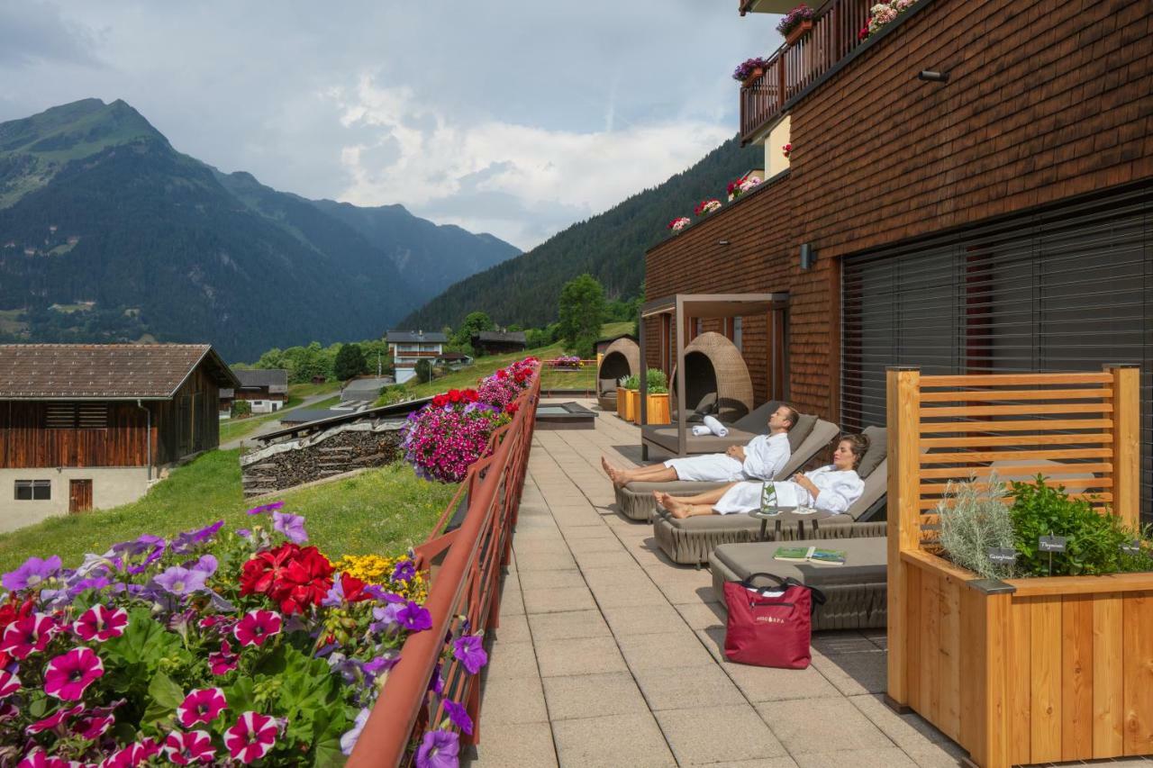 Berg-Spa & Hotel Zamangspitze Sankt Gallenkirch Exterior photo